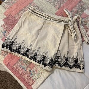 Free People Cream Embroidered Skirt Size 6